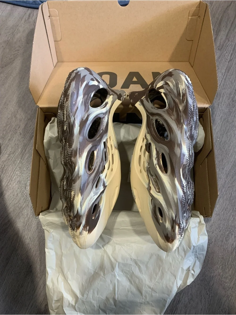 Yeezy Foam Runner-Style Slip-On Shoe in Cream & Brown